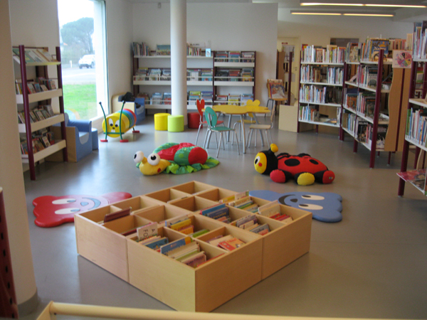 mediatheque lanton intérieur